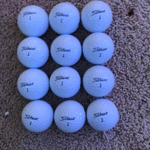 12 Titleist practice golf balls
